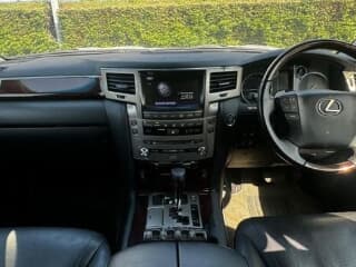 Lexus lx 470 lx570, right hand drive, petrol 5.7 liter, automatic