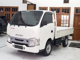 2018 Isuzu Traga 2.5 pick-up uero 2 lowkm