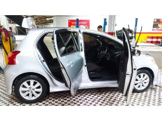 2013 Toyota Yaris S Hatchback