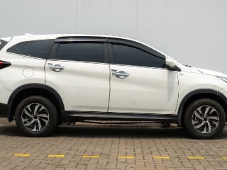 Daihatsu Terios X Deluxe AT 2022 Putih - TDP Rendah - Dokumen Lengkap