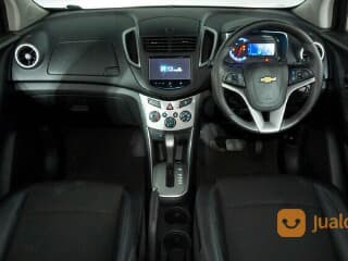 Chevrolet trax 1.4 turbo ltz at 2016 hitam | Lacak Harga