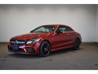 メルセデスAMGの Cクラスカブリオレの中古車 with 4 seats and color ヒヤシンスレッド