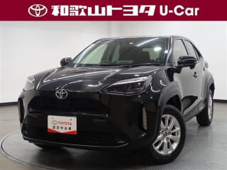 トヨタの ヤリスクロスの中古車 with 5 seats and color ブラックマイカ