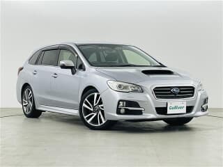 スバルの レヴォーグの中古車 with 5 seats and color アイスシルバーメタリック