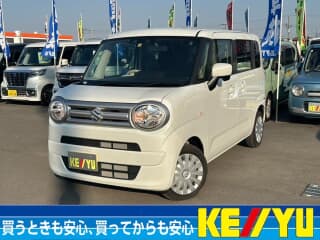 スズキの ワゴンRスマイルの中古車 with 4 seats and color ピュアホワイトパール