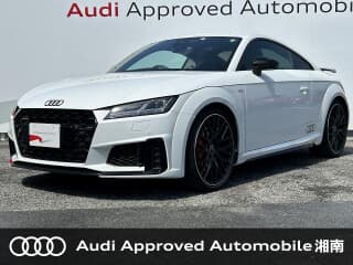 アウディの TTの中古車 with 4 seats and color グレイシアホワイトメタリック