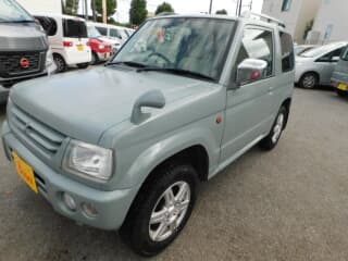 三菱の パジェロミニの中古車 with 4 seats and color グレー