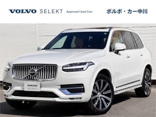 ボルボの XC90の中古車 with 7 seats and color クリスタルホワイトプレミアムメタリック