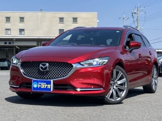 マツダの MAZDA6ワゴンの中古車 with 5 seats and color ソウルレッドクリスタルメタリック