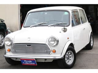 ローバーの ミニの中古車 with 4 seats and color ホワイト