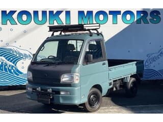 ダイハツの ハイゼットトラックの中古車 with 2 seats and color グリーン