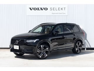ボルボの XC90の中古車 with 7 seats and color オニキスブラックメタリック