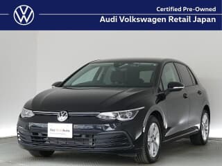 フォルクスワーゲンの ゴルフの中古車 with 5 seats and color ディープブラック