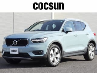 ボルボの XC40の中古車 with 5 seats and color アマゾンブルー
