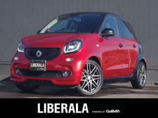 スマートの フォーフォーの中古車 with 4 seats and color レッド