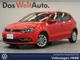 フォルクスワーゲンの ポロの中古車 with 5 seats and color フラッシュレッド