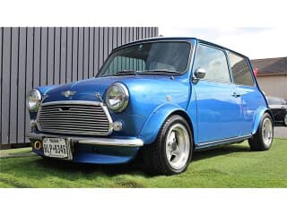 ローバーの ミニの中古車 with 4 seats and color 青