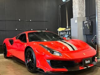 フェラーリの 488ピスタの中古車 with 2 seats and color レッド