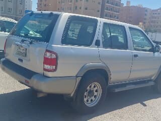 Nissan Pathfinder 2003