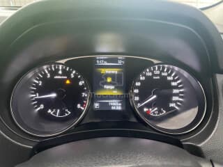 2017 Nissan X-TRAIL 2.5 impul (a)