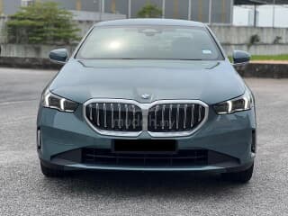 2024 Bmw 520i 2.0 base model (demo/ pre-reg)
