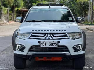 2015 Mitsubishi Montero Gls v se