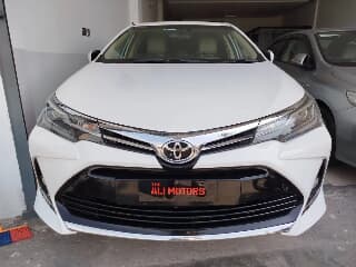 Toyota Corolla Altis Grande X CVT-i 1.8 Beige Interior 2020