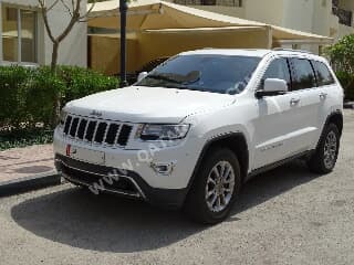 Jeep Grand Cherokee Limited White 2015 For Sale in Qatar