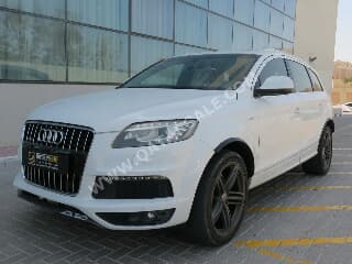 Audi Q7 White 2013 For Sale in Qatar