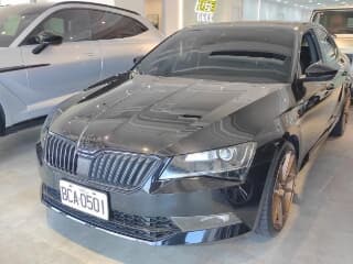 鑑定車 輛資訊【skoda/司可達 | superb 速波比 | 2.0 | 2019年 | 0萬 | 87021 公里 | 台北市 | 凱爾車業 民權店】 | 2手車訊-全網第三方goo鑑定-買二手車選媒體評選台灣優良中古車商